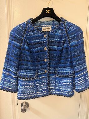 CHANEL Blue Multi-Tone Tweed Cropped Jacket